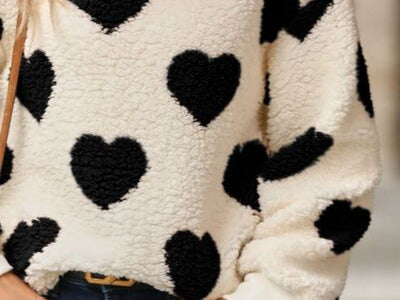 Fuzzy Heart Dropped Shoulder Sweatshirt - 
