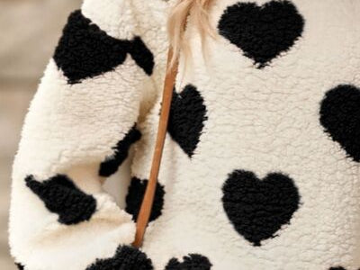 Fuzzy Heart Dropped Shoulder Sweatshirt - 